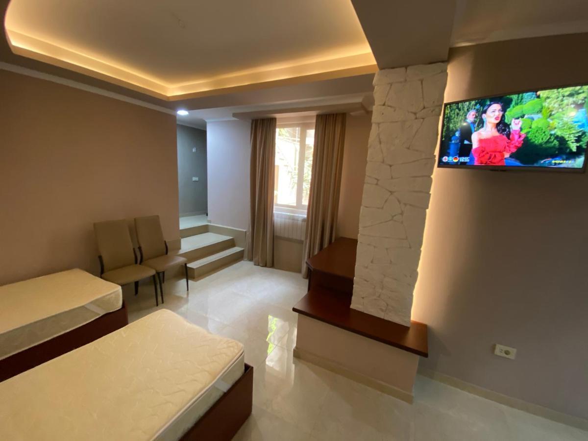 Your Home Ереван Экстерьер фото